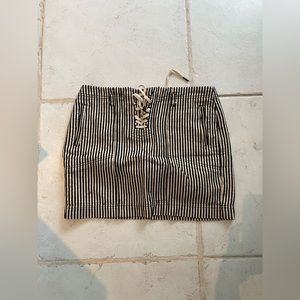 Madewell knit/distressed skirt